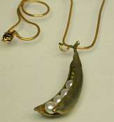 Four Pearl Peapod necklace by Michael Michaud for Silver Seasons